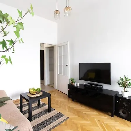 Batorego Apartment Warschau