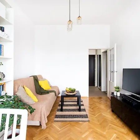 Apartment Batorego Warschau